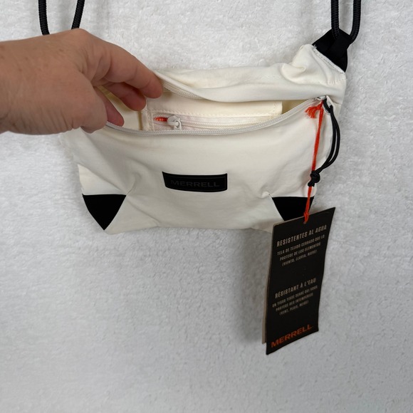 Merrell Wayfinder Packable Sacoche Bag White Black Water Resistant Crossbody - Picture 7 of 13